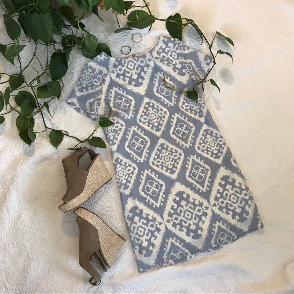 Lulus blue pattern shift dress